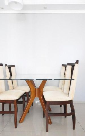Apartamento à venda com 51m², 2 quartos e 1 vagamesa de jantar