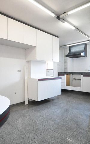 Apartamento à venda com 236m², 4 quartos e 4 vagascozinha