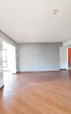Apartamento à venda com 236m², 4 quartos e 4 vagassala