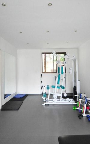 Apartamento à venda com 236m², 4 quartos e 4 vagasacademia