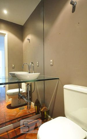 Apartamento à venda com 236m², 4 quartos e 4 vagaslavabo