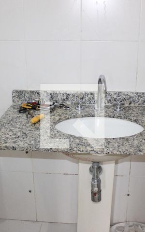 Apartamento para alugar com 68m², 2 quartos e 1 vagaBanheiro da Suíte