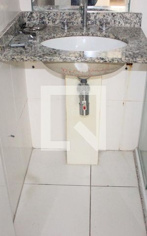 Apartamento para alugar com 68m², 2 quartos e 1 vagaBanheiro 