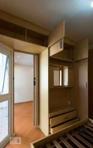 Apartamento à venda com 40m², 1 quarto e 1 vagaSuíte (Armários)