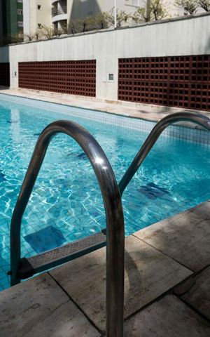 Apartamento à venda com 40m², 1 quarto e 1 vagaÁrea comum - Piscina