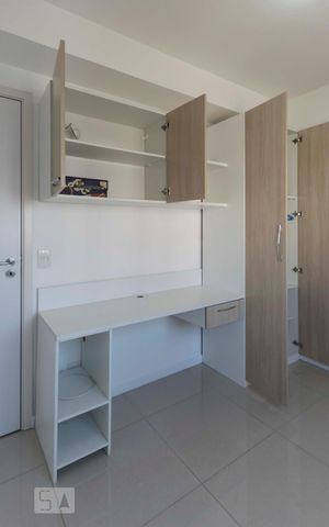 Apartamento à venda com 60m², 2 quartos e 1 vagaQuarto 1 (Armários)