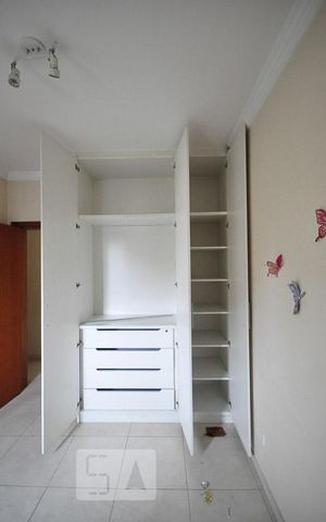 Apartamento à venda com 136m², 4 quartos e 4 vagasarmário da suíte 1