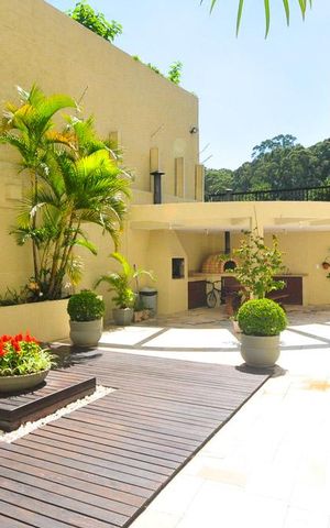 Apartamento à venda com 136m², 4 quartos e 4 vagaschurrasqueira