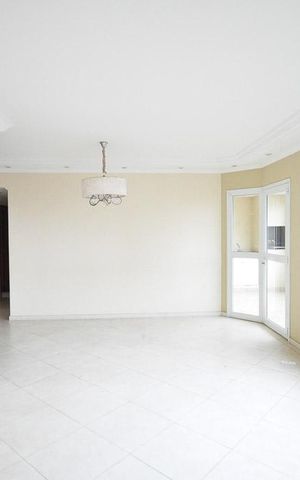 Apartamento à venda com 136m², 4 quartos e 4 vagassala