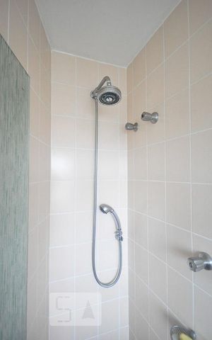 Apartamento à venda com 180m², 4 quartos e 3 vagasdetalhe do banheiro suíte 2