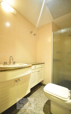 Apartamento à venda com 180m², 4 quartos e 3 vagasbanheiro suíte 3