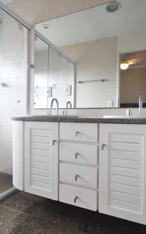 Apartamento à venda com 180m², 4 quartos e 3 vagasbanheiro suíte 1