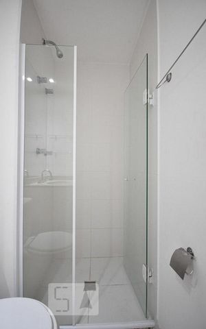 Apartamento para alugar com 89m², 3 quartos e 2 vagasdetalhe do banheiro