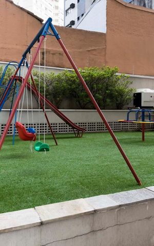 Apartamento à venda com 110m², 2 quartos e 2 vagasÁrea comum - Playground