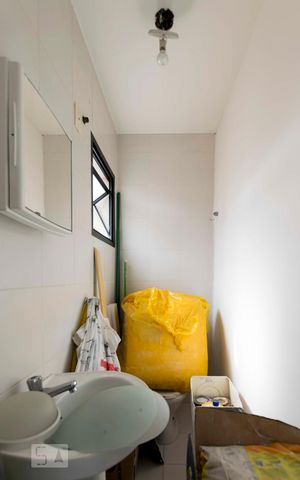 Apartamento à venda com 110m², 2 quartos e 2 vagasBanheiro de serviço