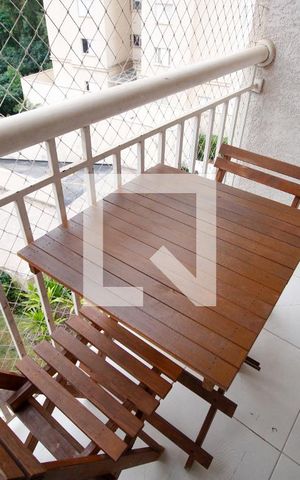Apartamento para alugar com 56m², 2 quartos e 1 vagaSacada