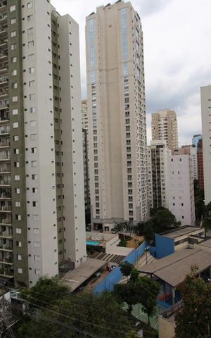 Apartamento à venda com 120m², 3 quartos e 1 vagaVista da Suíte e Quartos 