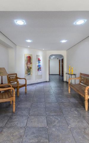 Apartamento à venda com 57m², 2 quartos e 1 vagaHall de entrada