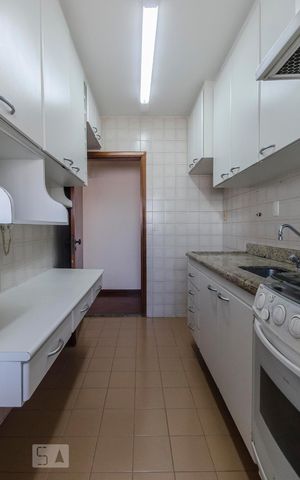 Apartamento à venda com 57m², 2 quartos e 1 vagaCozinha