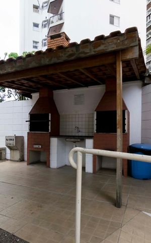 Apartamento para alugar com 147m², 4 quartos e 2 vagasÁrea comum - Churrasqueira