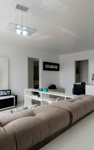 Apartamento para alugar com 147m², 4 quartos e 2 vagasSala