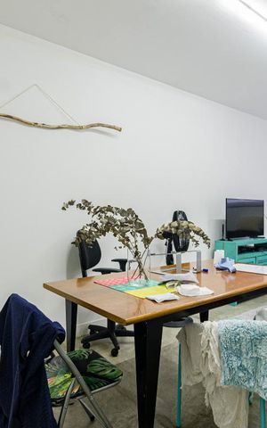 Casa à venda com 81m², 1 quarto e sem vaga Casa à venda com 81m², 1 quarto e sem vagaSala