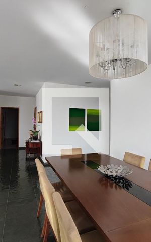 Apartamento à venda com 452m², 5 quartos e 3 vagasSala de Jantar