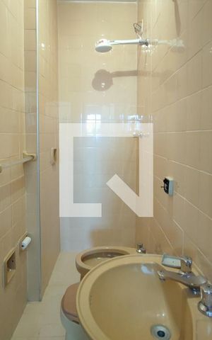 Apartamento à venda com 452m², 5 quartos e 3 vagasBanheiro de Serviço