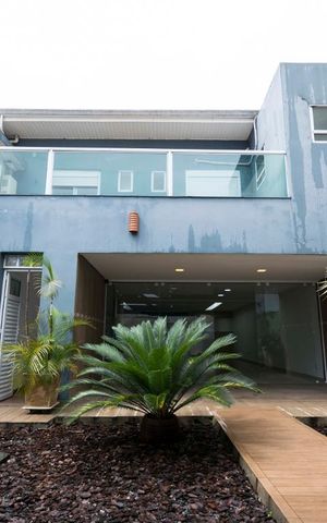Apartamento à venda com 550m², 4 quartos e 2 vagasFundos