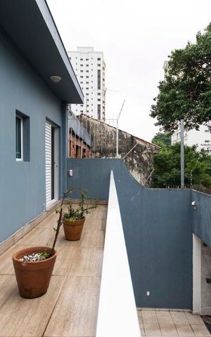 Apartamento à venda com 550m², 4 quartos e 2 vagasQuarto 1 e 2 - Varanda