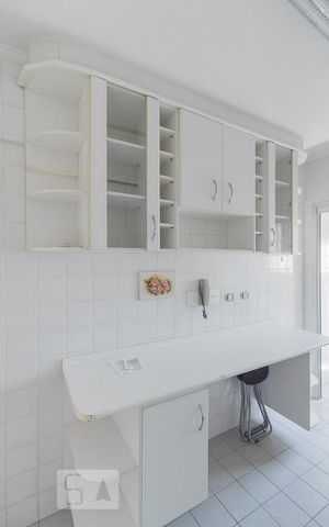 Apartamento à venda com 56m², 2 quartos e 1 vaga Apartamento à venda com 56m², 2 quartos e 1 vagaCozinha