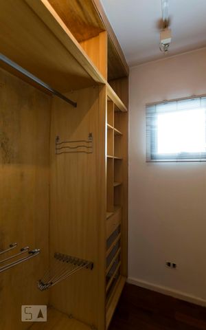 Apartamento à venda com 260m², 4 quartos e 5 vagasCloset do Quarto 2