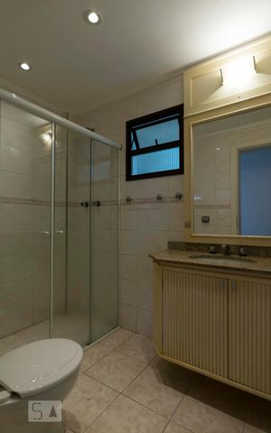 Apartamento à venda com 260m², 4 quartos e 5 vagasBanheiro
