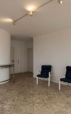 Apartamento à venda com 260m², 4 quartos e 5 vagasCobertura