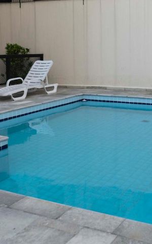 Apartamento à venda com 260m², 4 quartos e 5 vagasÁrea comum - Piscina