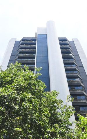 Apartamento à venda com 82m², 1 quarto e 2 vagasfachada