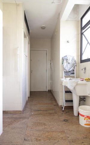 Apartamento à venda com 290m², 4 quartos e 3 vagasÁrea de serviço