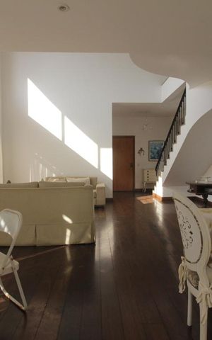 Apartamento à venda com 290m², 4 quartos e 3 vagasSala