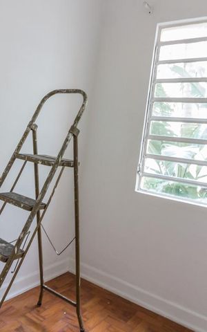 Apartamento à venda com 206m², 3 quartos e 2 vagas Apartamento à venda com 206m², 3 quartos e 2 vagasQuarto de serviço