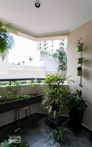 Apartamento à venda com 58m², 2 quartos e 1 vagaVaranda