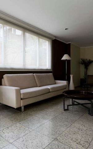 Apartamento à venda com 58m², 2 quartos e 1 vagaÁrea comum - Hall social