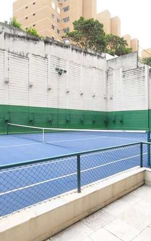 Apartamento para alugar com 211m², 3 quartos e 4 vagasquadra