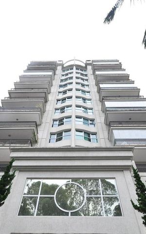 Apartamento para alugar com 211m², 3 quartos e 4 vagasfachada