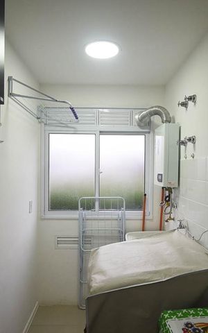 Apartamento à venda com 55m², 2 quartos e 1 vagaÁrea de serviço