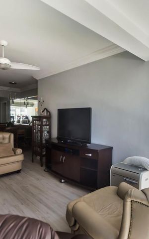 Apartamento para alugar com 110m², 4 quartos e 1 vagaSala