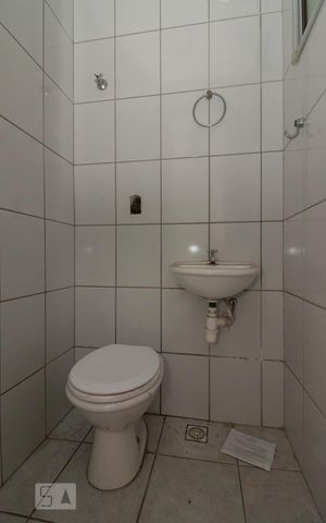 Casa de condomínio para alugar com 70m², 2 quartos e 1 vagaBanheiro de serviço