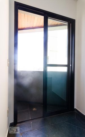 Apartamento à venda com 105m², 3 quartos e 1 vaga Apartamento à venda com 105m², 3 quartos e 1 vagaSala
