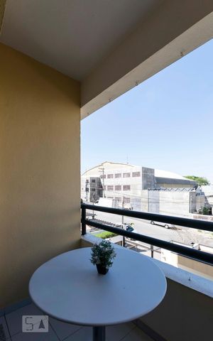 Apartamento à venda com 60m², 2 quartos e 1 vagaVaranda