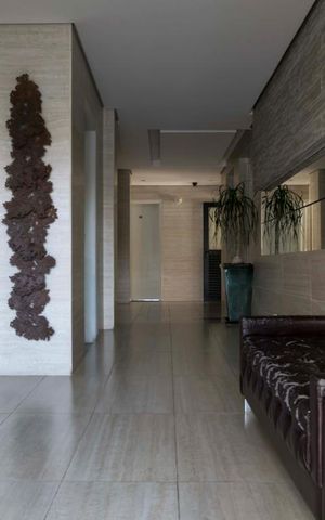 Apartamento à venda com 60m², 2 quartos e 1 vagaÁrea comum - Hall social
