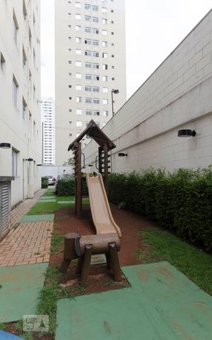 Apartamento para alugar com 44m², 2 quartos e sem vagaÁrea comum - Playground